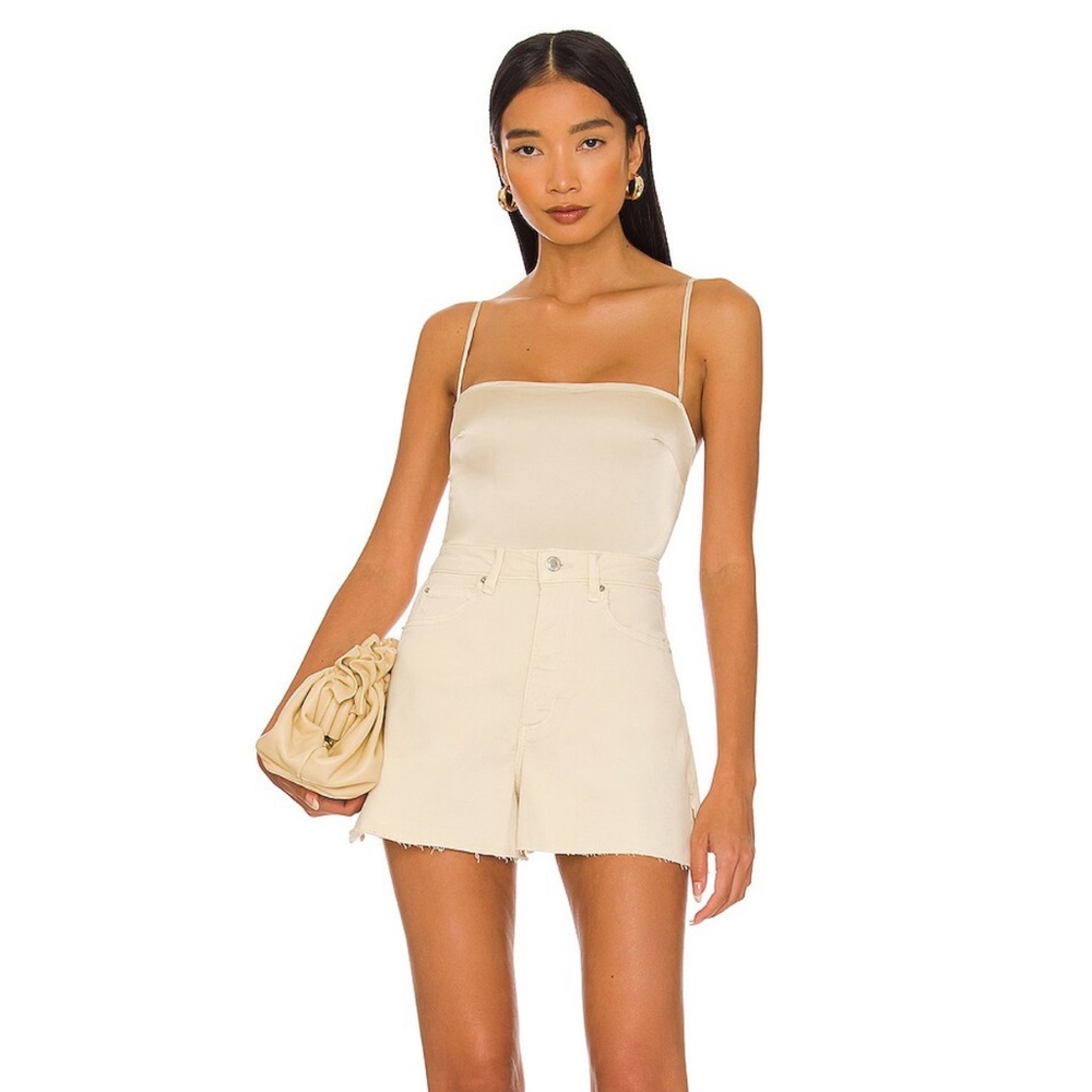 WeWoreWhat High Rise Boyfriend Short in Ivory 26